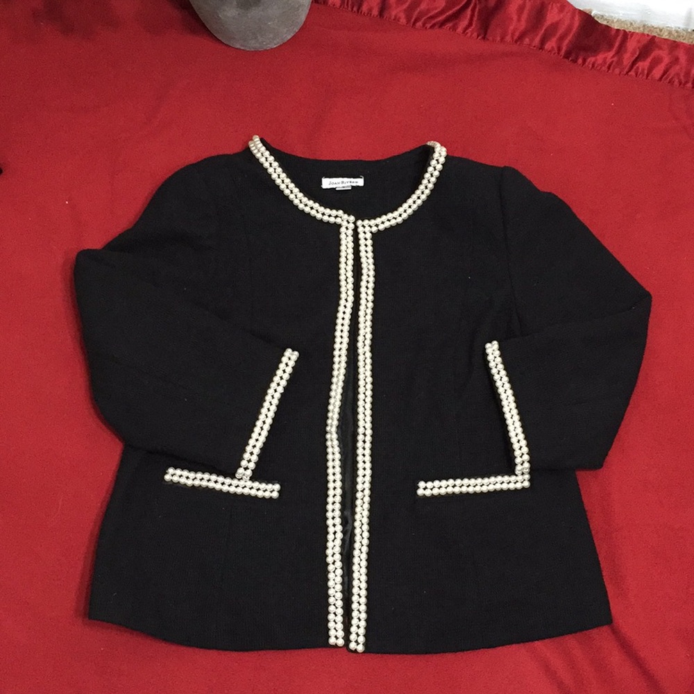 JOAN RIVERS  VINTAGE BLAZER FULL TRIM OF PEARLS
